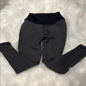 Women’s ruched butt lifting high waisted yoga pants